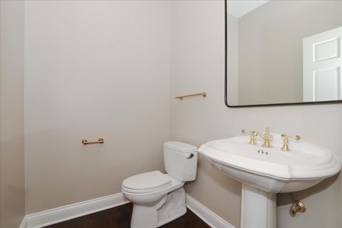 Tiny photo for 5N523 E Lakeview Circle, St. Charles, IL 60175 (MLS # 12570606)