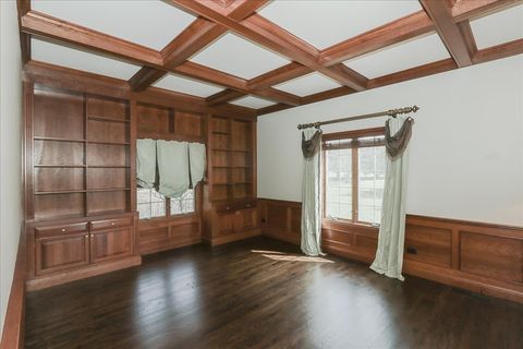 Tiny photo for 5N523 E Lakeview Circle, St. Charles, IL 60175 (MLS # 12570606)