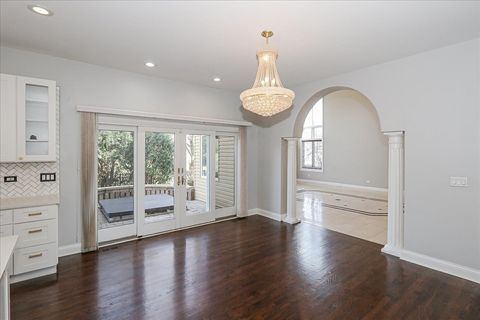 Tiny photo for 5N523 E Lakeview Circle, St. Charles, IL 60175 (MLS # 12570606)