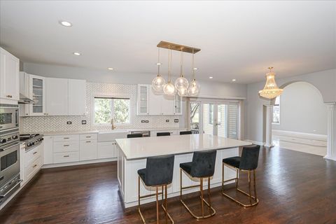 Tiny photo for 5N523 E Lakeview Circle, St. Charles, IL 60175 (MLS # 12570606)