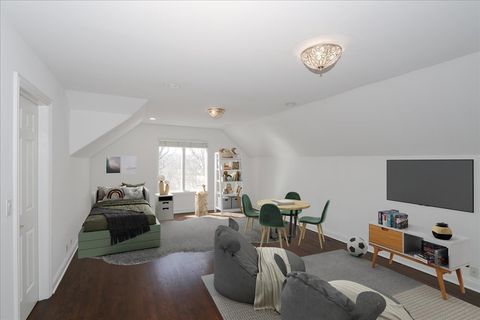 Tiny photo for 5N523 E Lakeview Circle, St. Charles, IL 60175 (MLS # 12570606)