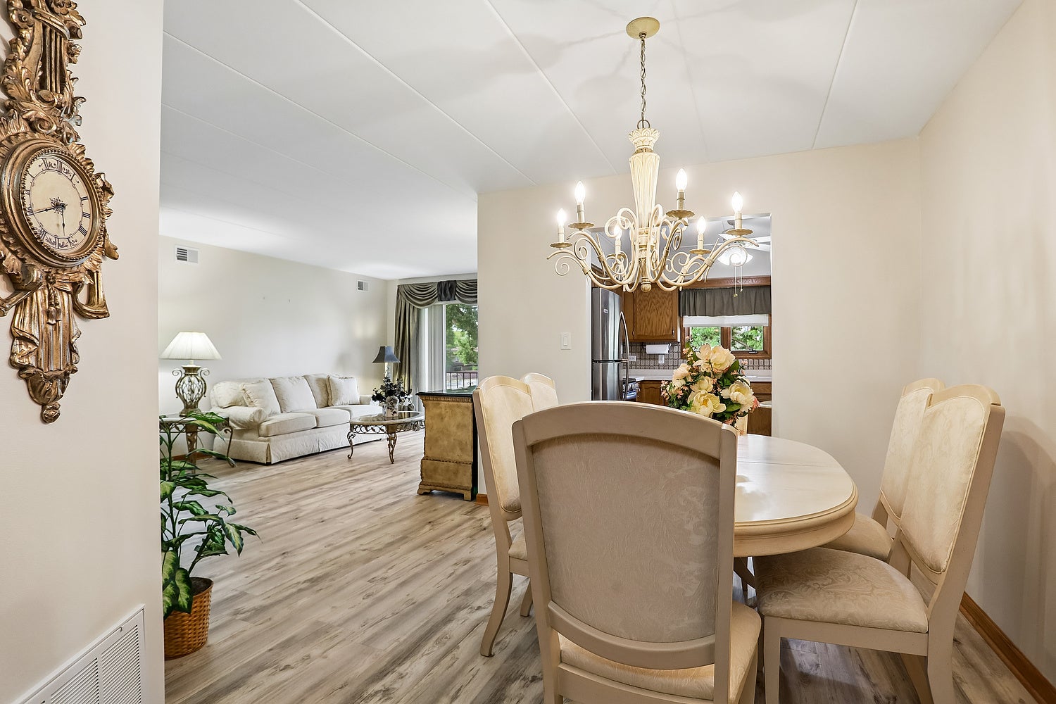 11009 S Theresa Circle 2B