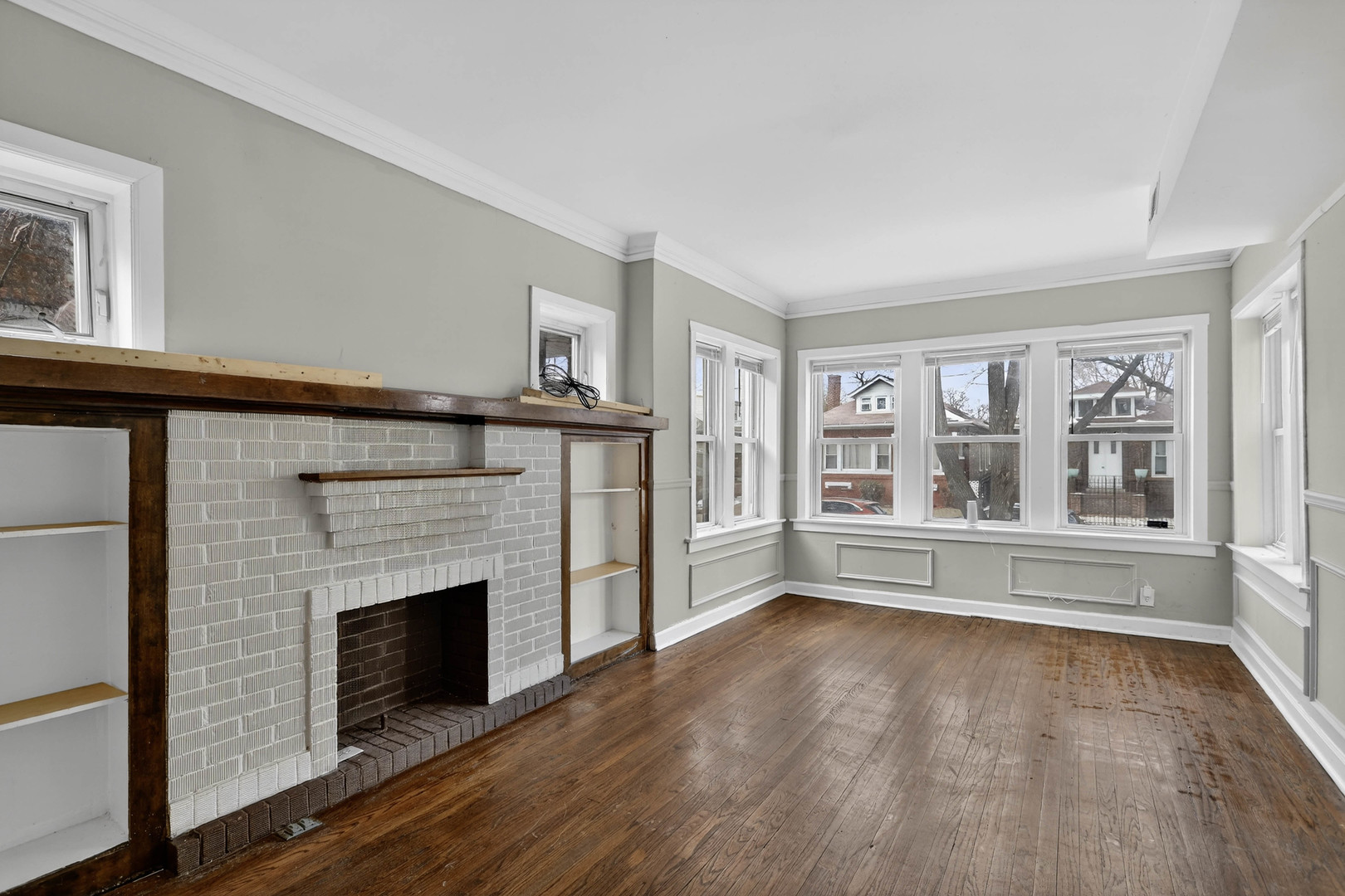 8005 S Blackstone Avenue, Chicago, IL, 60619 3 8005 S Blackstone Avenue