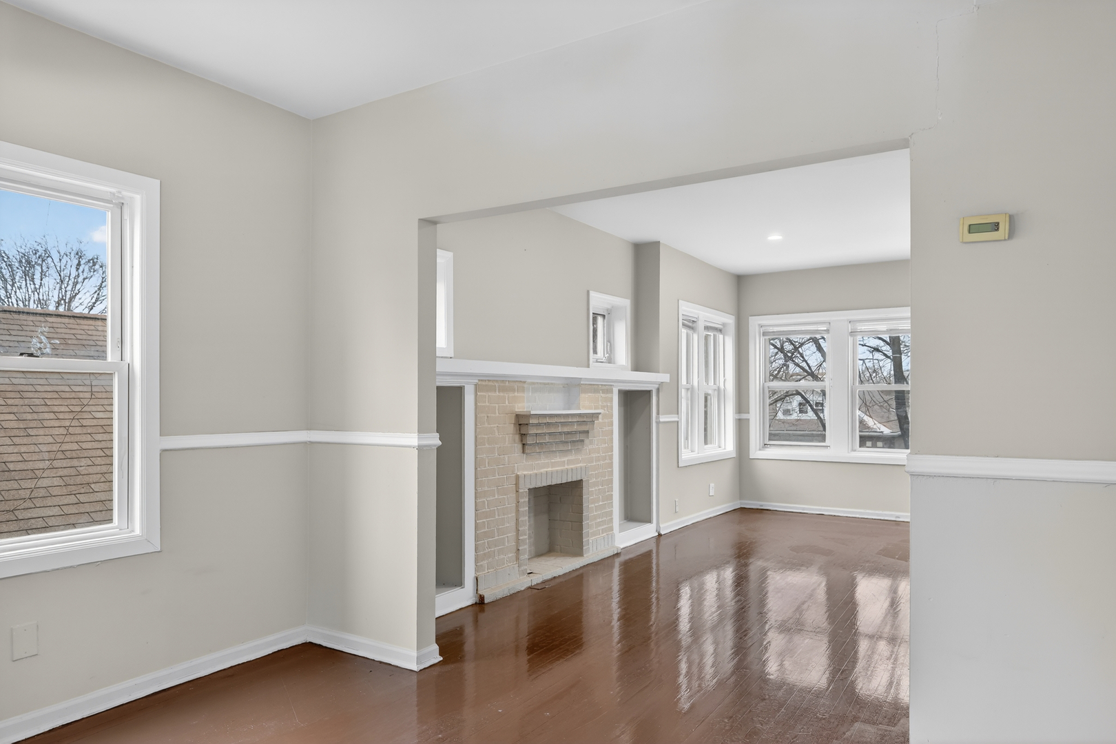 8005 S Blackstone Avenue, Chicago, IL, 60619 4 8005 S Blackstone Avenue