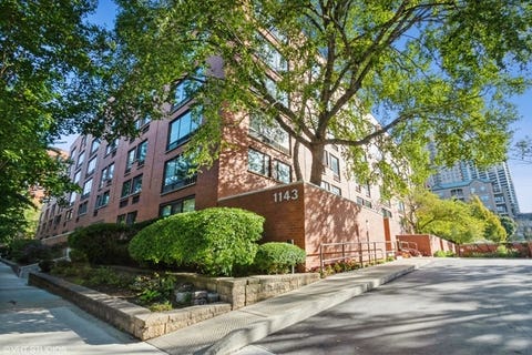 Photo of 1143 S Plymouth Court #106, Chicago, IL 60605 (MLS # 12664344)