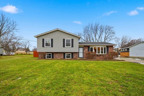 Photo of 3486 Dorchester Avenue, Gurnee, IL 60031 (MLS # 12536925)