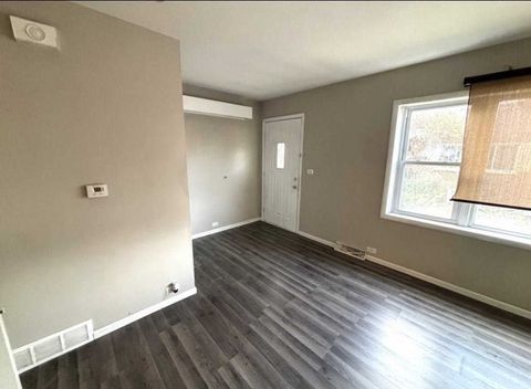 Tiny photo for 929 W North Avenue, Villa Park, IL 60181 (MLS # 12511650)