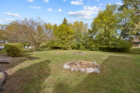 Tiny photo for 16747 Paxton Avenue, South Holland, IL 60473 (MLS # 12503498)