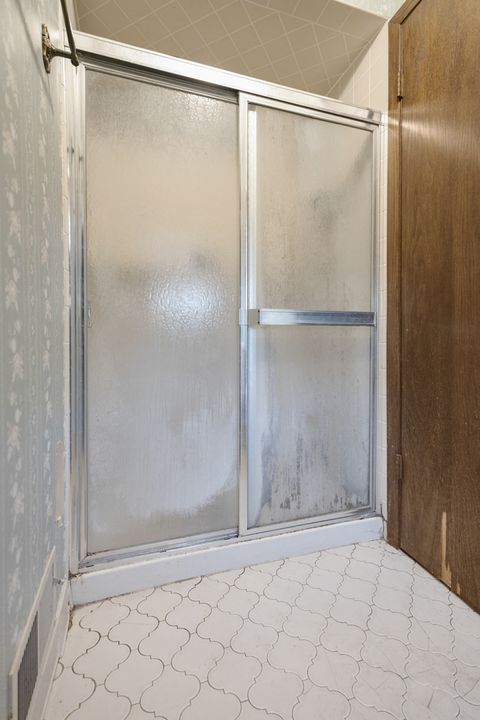 Tiny photo for 16747 Paxton Avenue, South Holland, IL 60473 (MLS # 12503498)