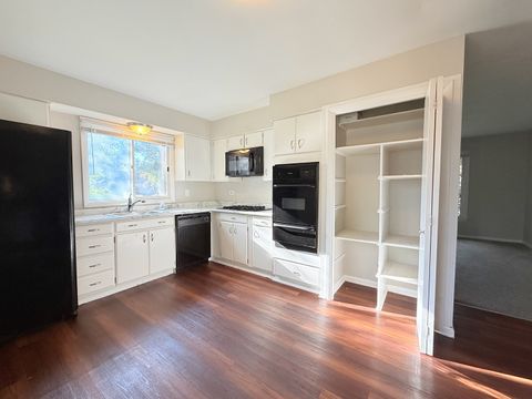 Tiny photo for 1122 W Iowa Street, Glenwood, IL 60425 (MLS # 12465717)