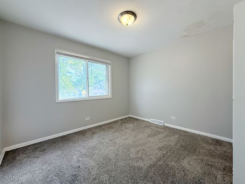 Tiny photo for 1122 W Iowa Street, Glenwood, IL 60425 (MLS # 12465717)