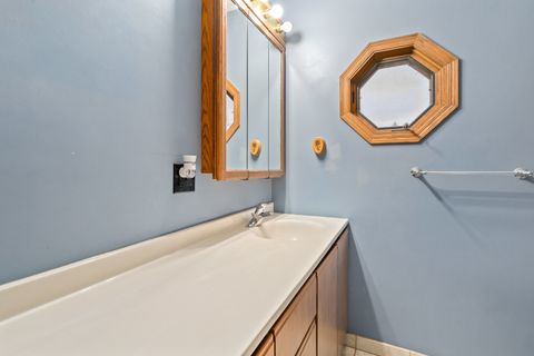 Tiny photo for 9546 S Spaulding Avenue, Evergreen Park, IL 60805 (MLS # 12522901)