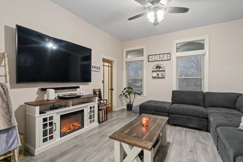 Tiny photo for 9546 S Spaulding Avenue, Evergreen Park, IL 60805 (MLS # 12522901)