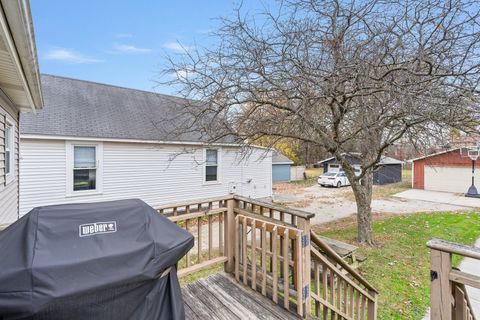 Tiny photo for 9546 S Spaulding Avenue, Evergreen Park, IL 60805 (MLS # 12522901)