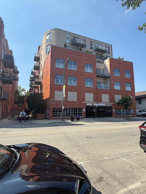 1236 Chicago Avenue 601 Evanston IL 60202