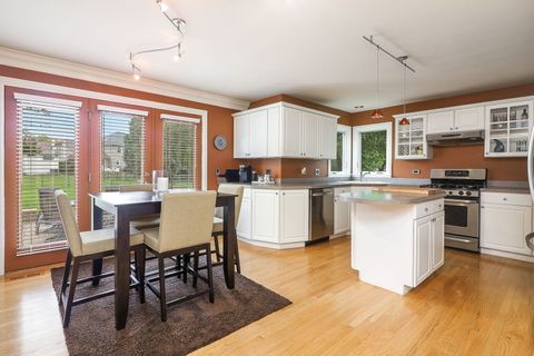 Tiny photo for 2610 Harlstone Drive, Aurora, IL 60502 (MLS # 12449121)