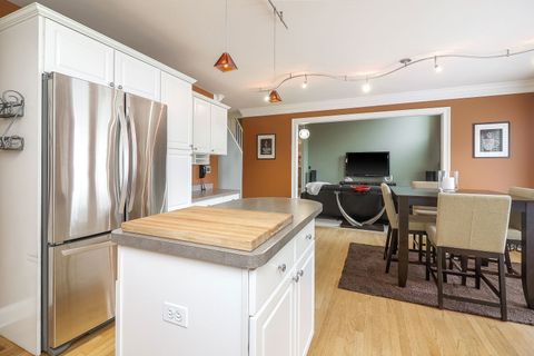 Tiny photo for 2610 Harlstone Drive, Aurora, IL 60502 (MLS # 12449121)