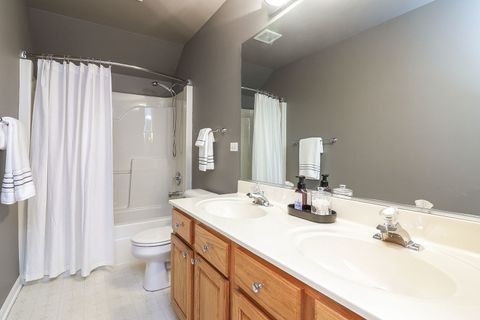 Tiny photo for 2610 Harlstone Drive, Aurora, IL 60502 (MLS # 12449121)
