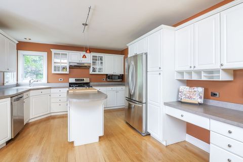 Tiny photo for 2610 Harlstone Drive, Aurora, IL 60502 (MLS # 12449121)