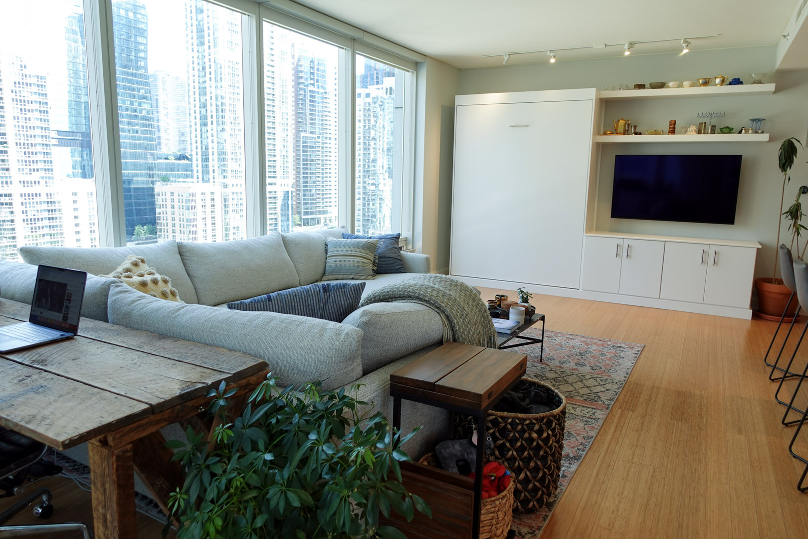 340 E Randolph Street 1106