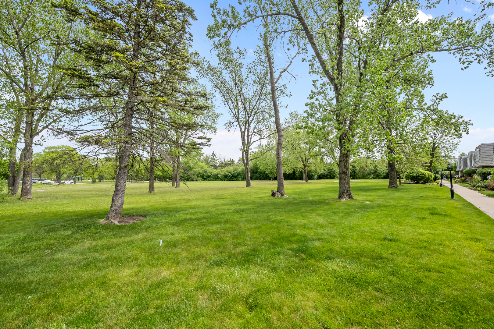 628 Calais Circle