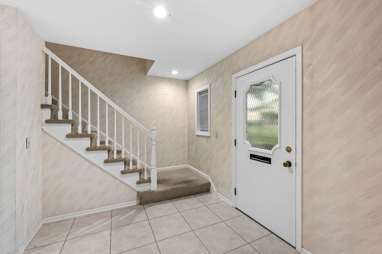 628 Calais Circle