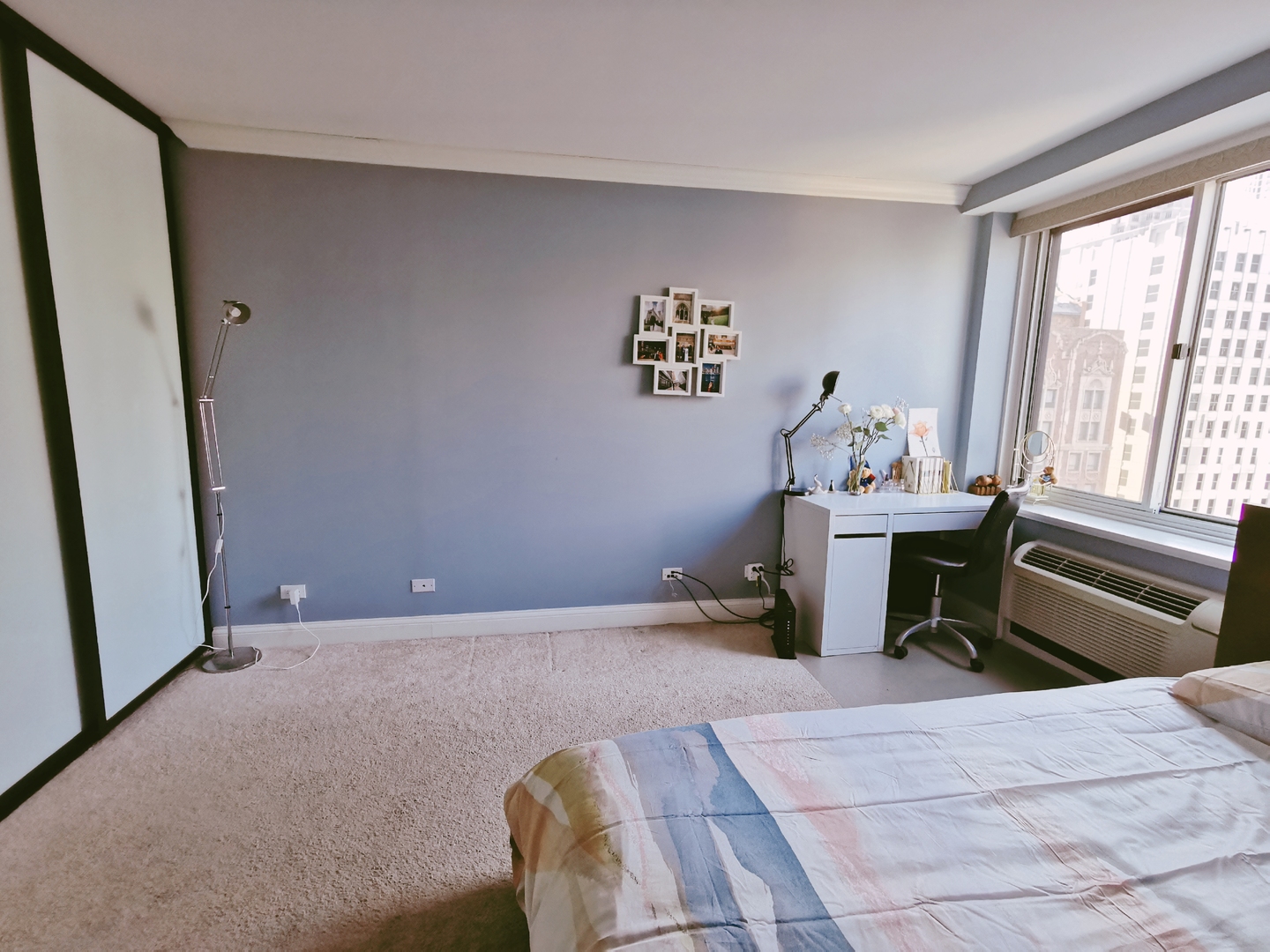 211 E Ohio Street 2407