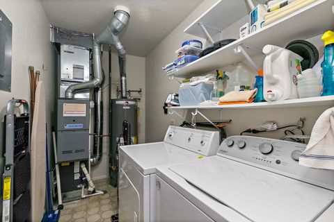 Tiny photo for 36 Waterbury Lane #01, Schaumburg, IL 60193 (MLS # 12612736)