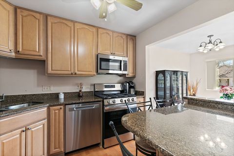 Tiny photo for 36 Waterbury Lane #01, Schaumburg, IL 60193 (MLS # 12612736)