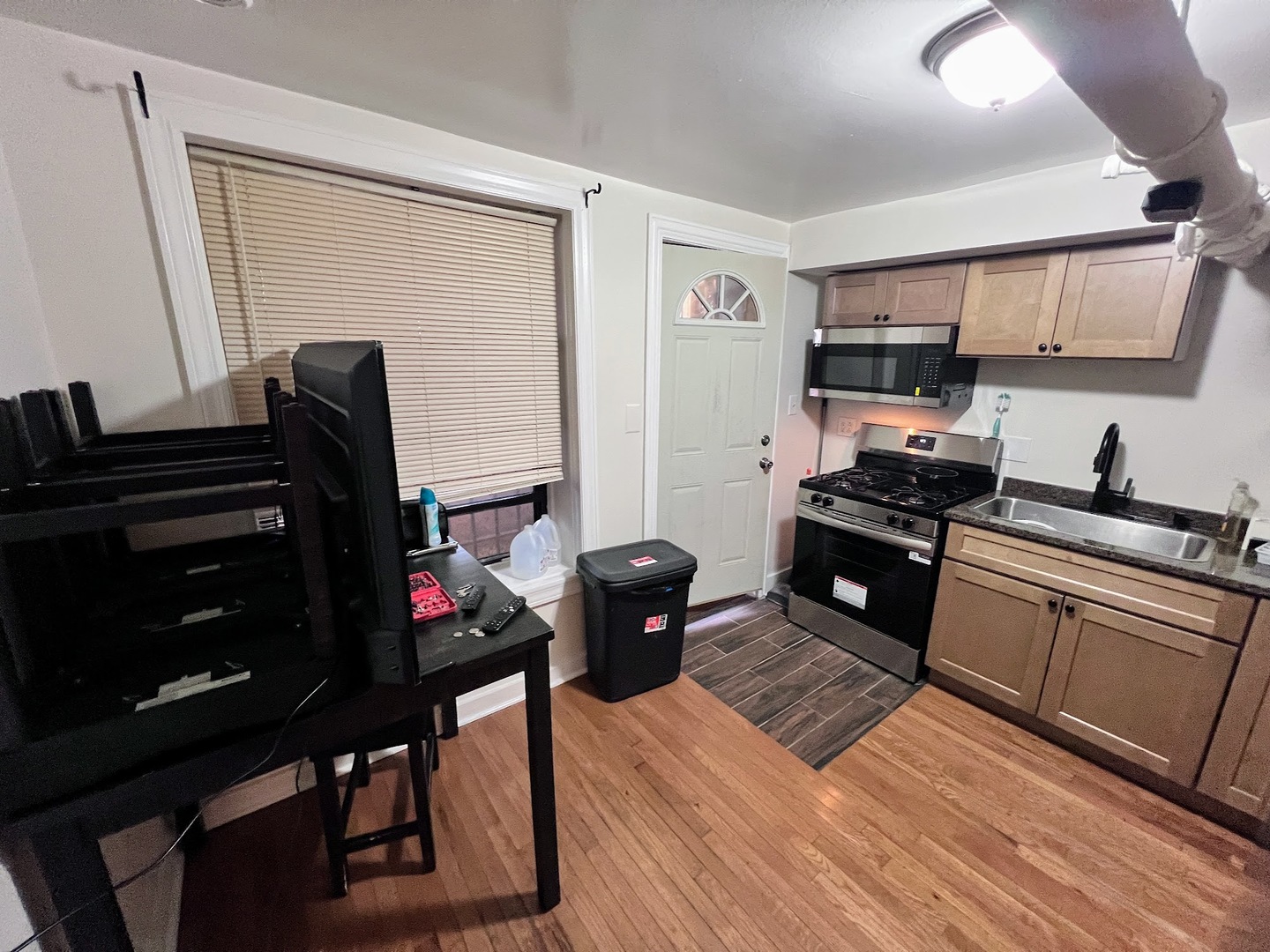 3216 W ALTGELD Street G