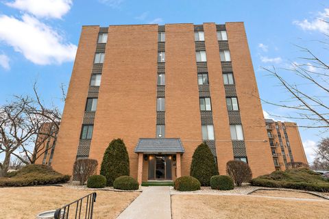 Tiny photo for 700 N Bruce Lane #108, Glenwood, IL 60425 (MLS # 12576462)