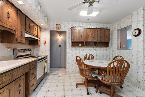 Tiny photo for 700 N Bruce Lane #108, Glenwood, IL 60425 (MLS # 12576462)