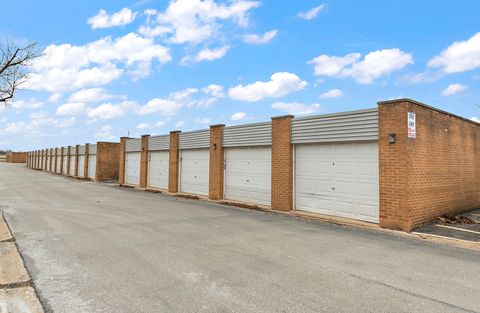 Tiny photo for 700 N Bruce Lane #108, Glenwood, IL 60425 (MLS # 12576462)