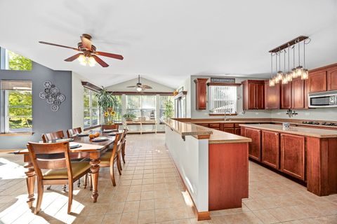 Tiny photo for 555 Litchfield Way, Oswego, IL 60543 (MLS # 12493199)