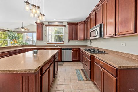Tiny photo for 555 Litchfield Way, Oswego, IL 60543 (MLS # 12493199)