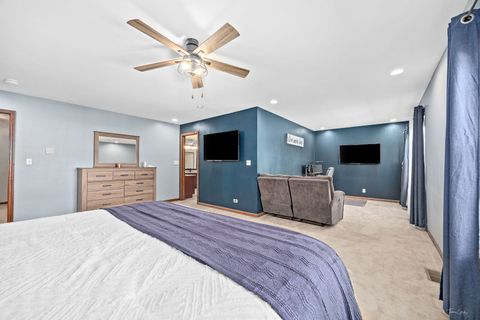 Tiny photo for 555 Litchfield Way, Oswego, IL 60543 (MLS # 12493199)