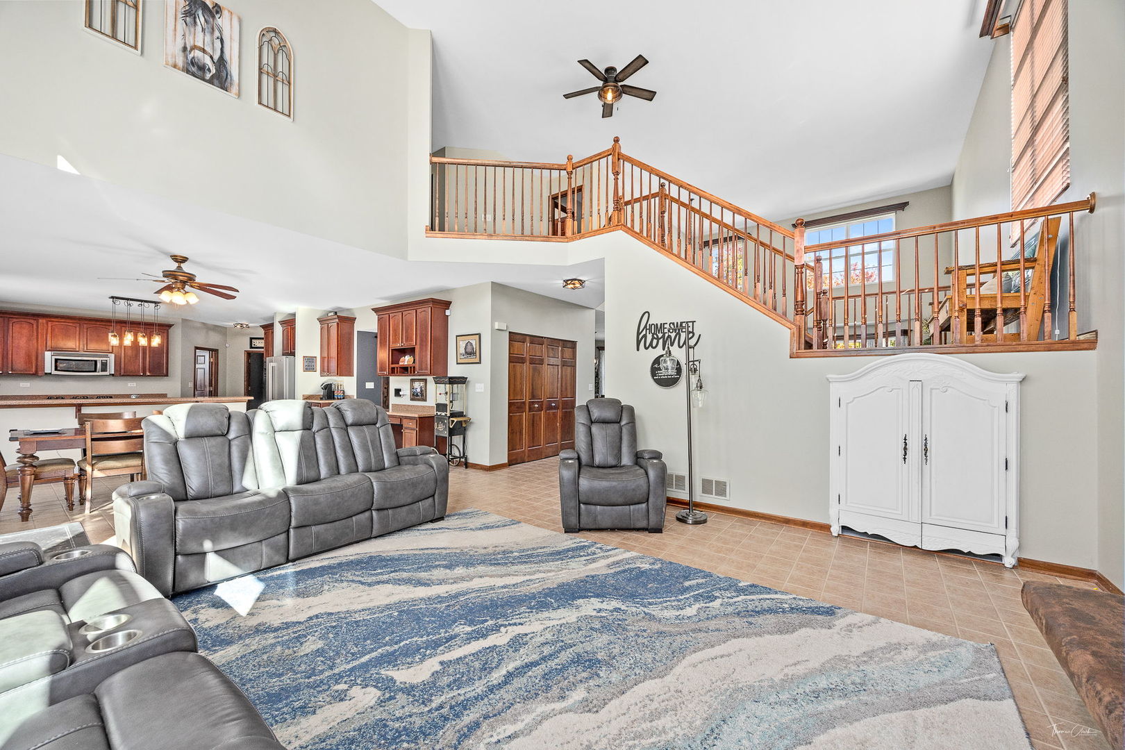 555 Litchfield Way