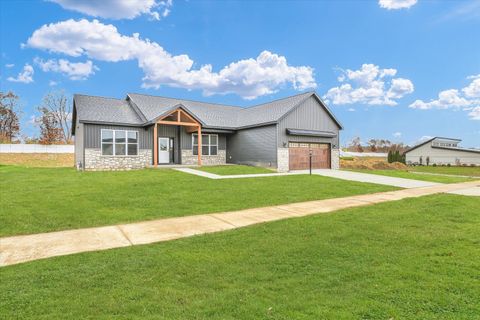 Photo of 2902 Haydon Drive, Urbana, IL 61802 (MLS # 12465015)