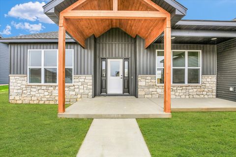 Tiny photo for 2902 Haydon Drive, Urbana, IL 61802 (MLS # 12465015)