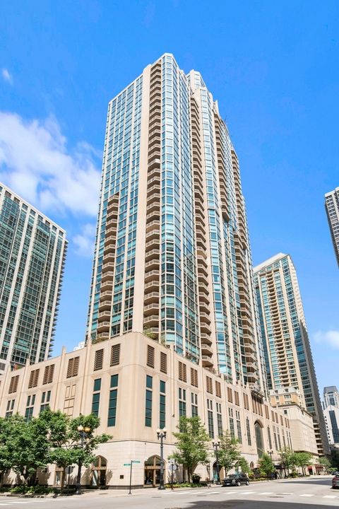 Photo of Chicago, IL 60611 (MLS # 12551100)