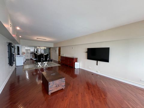 Tiny photo for 175 E DELAWARE Place #6206, Chicago, IL 60611 (MLS # 12613582)