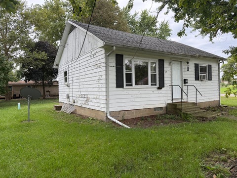 Tiny photo for 314 W Second Street, Gilman, IL 60938 (MLS # 12771668)