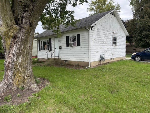 Tiny photo for 314 W Second Street, Gilman, IL 60938 (MLS # 12771668)
