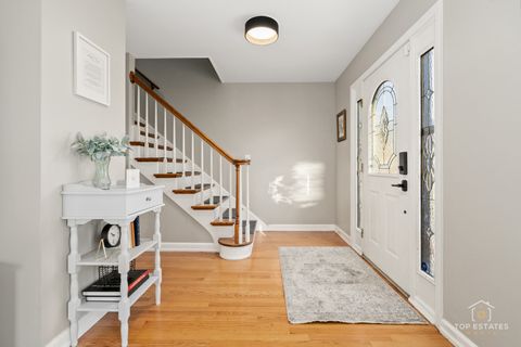 Tiny photo for 1006 Apple Lane, Lombard, IL 60148 (MLS # 12536783)