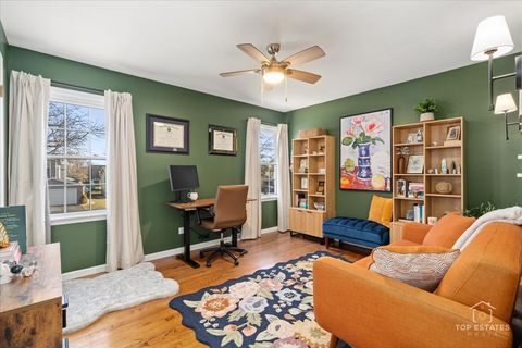 Tiny photo for 1006 Apple Lane, Lombard, IL 60148 (MLS # 12536783)