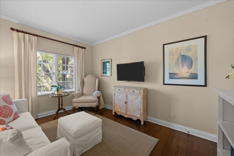 Tiny photo for 153 E Laurel Avenue #202, Lake Forest, IL 60045 (MLS # 12711831)