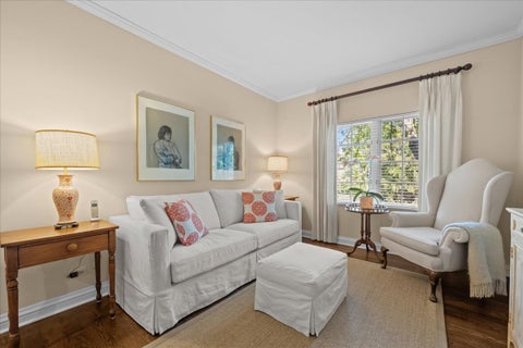 Tiny photo for 153 E Laurel Avenue #202, Lake Forest, IL 60045 (MLS # 12711831)