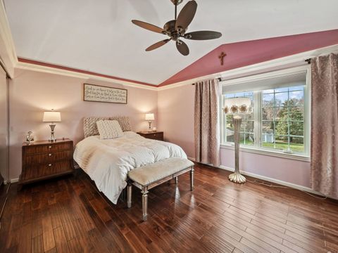 Tiny photo for 760 Thunderbird Trail, Carol Stream, IL 60188 (MLS # 12599442)