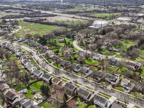 Tiny photo for 760 Thunderbird Trail, Carol Stream, IL 60188 (MLS # 12599442)