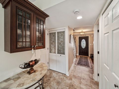 Tiny photo for 760 Thunderbird Trail, Carol Stream, IL 60188 (MLS # 12599442)